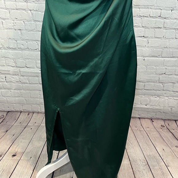 PRETTY LITTLE THING Emerald Green Strappy Draped Neck Midi Dress-10 - Picture 8 of 11